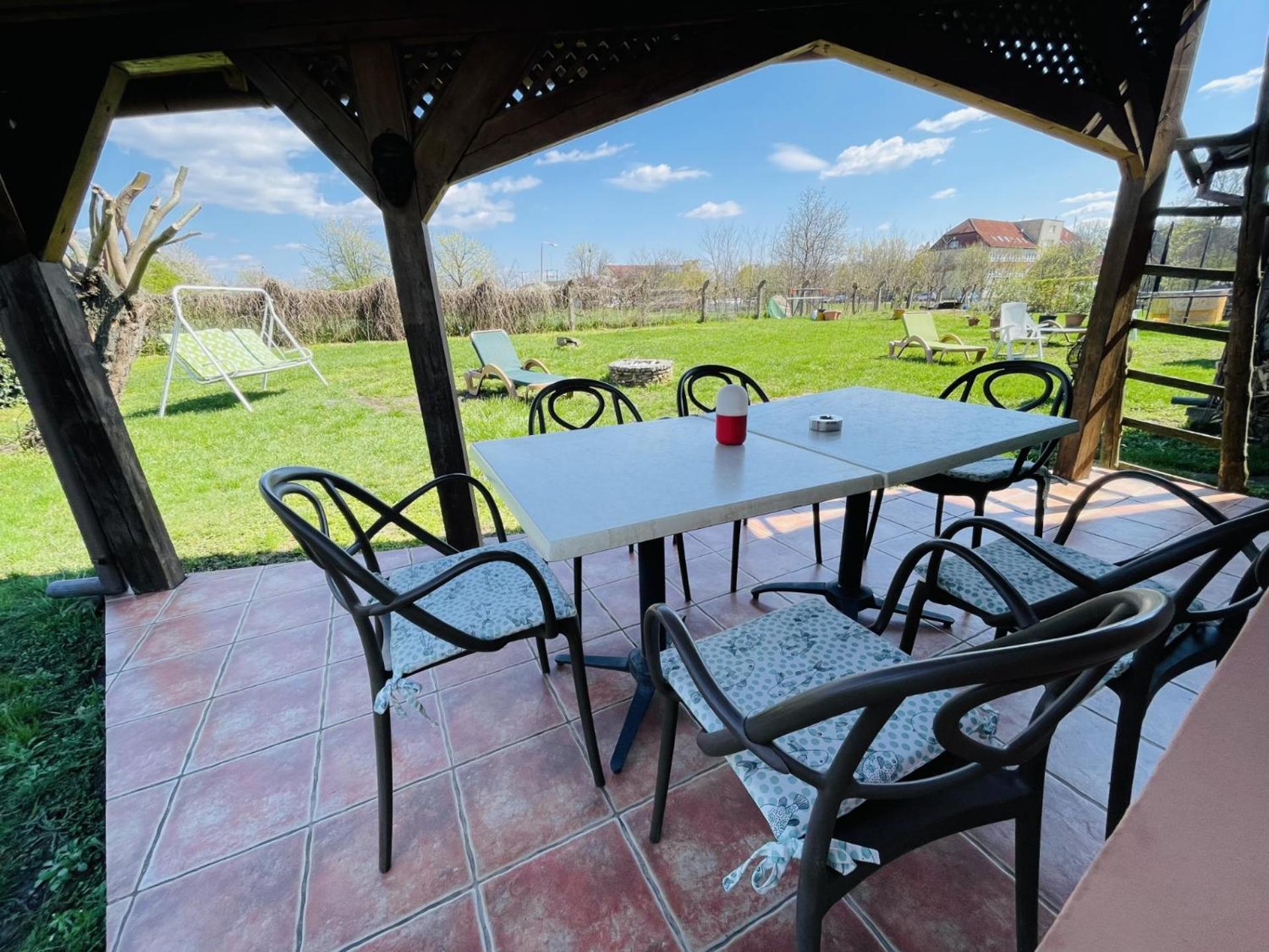 Greenpark Garden Villa Family Apartments Near Tokaj Серенч Екстер'єр фото