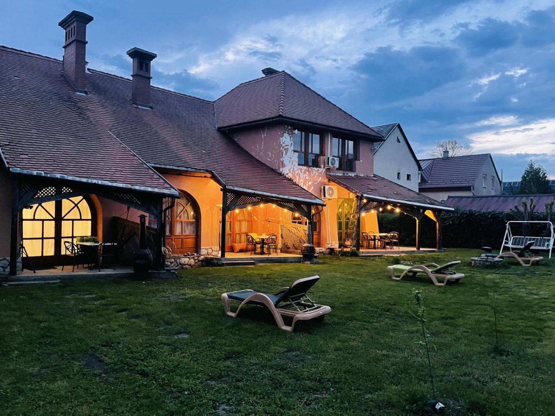 Greenpark Garden Villa Family Apartments Near Tokaj Серенч Екстер'єр фото